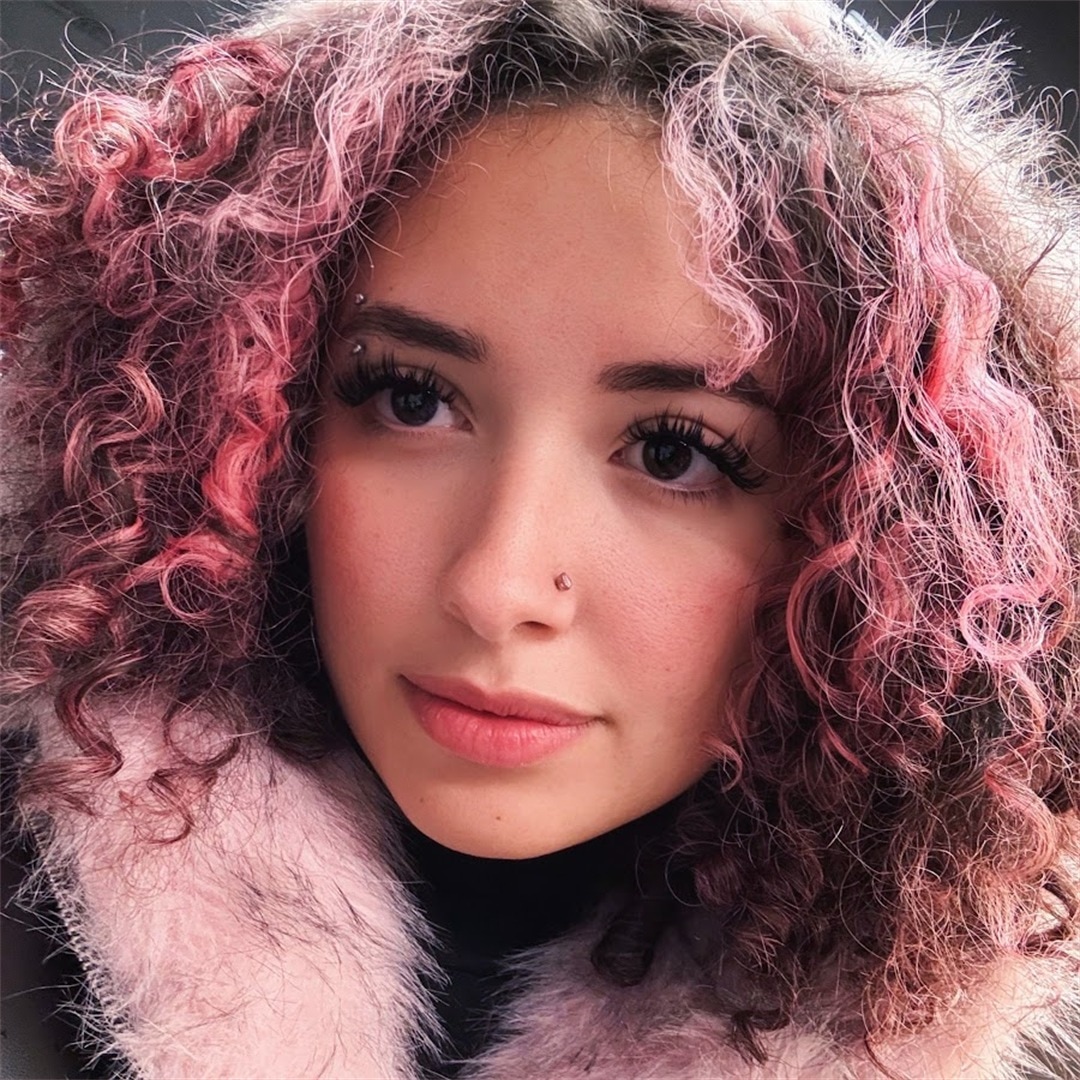 YouTube profile portrait for Leah Cedeño
